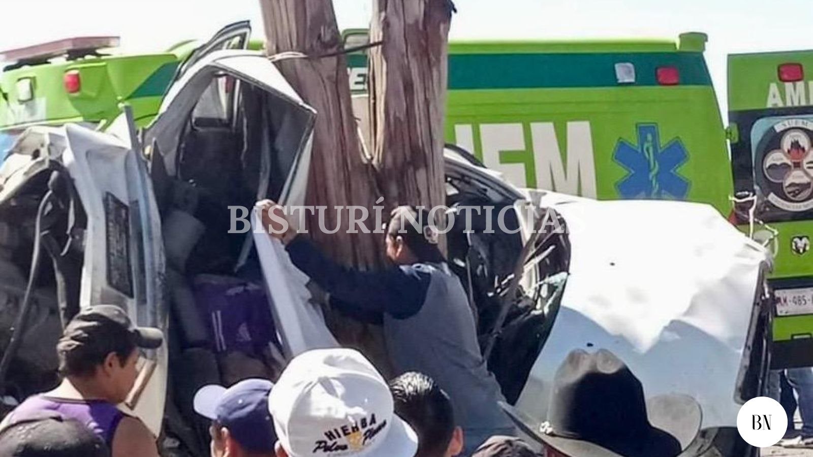 Mortal accidente en la Toluca-  Palmillas; tres personas murieron